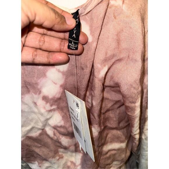 Raviya Tie-Dye Tunic Swim Cover-Up - Picture 6 of 6